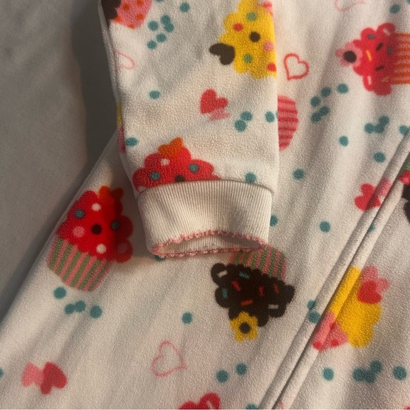 OshKosh B'gosh - Colorful Fleece Cupcake Kids Footed Sleeper/Onesie/Footie - Picture 4 of 6